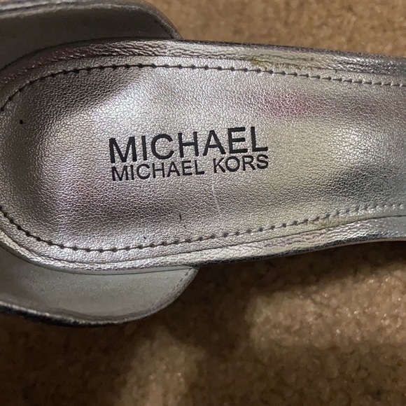 Michael Kors Silver Sandel Heels with Sequins Bow - Picture 3 of 6